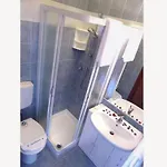 Comfortable Flat With Pool In A Excellent Location Lägenhet